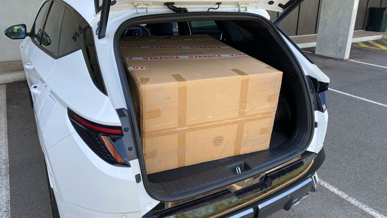 Hyundai Tucson Hybrid N Line 2025 box