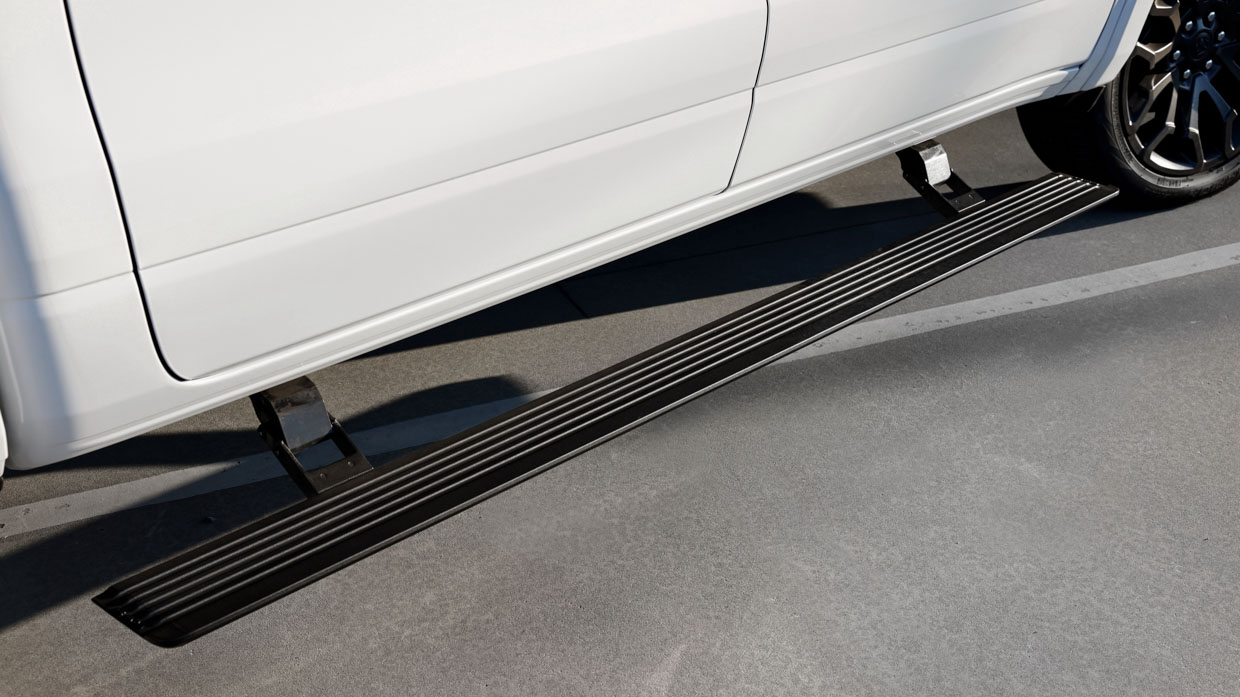 2025 Ram 1500 side running board