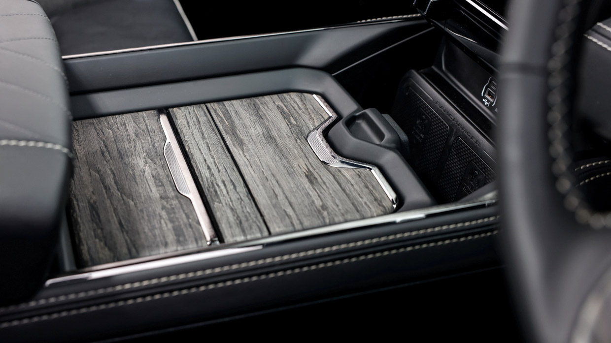 2025 Ram 1500 centre console close-up