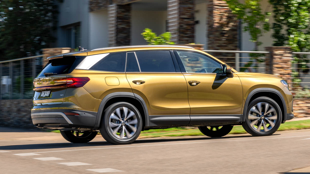 Skoda Kodiaq 2025 Launch Edition driving