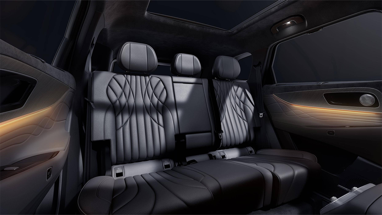 2025 Jaecoo J8 interior backseat
