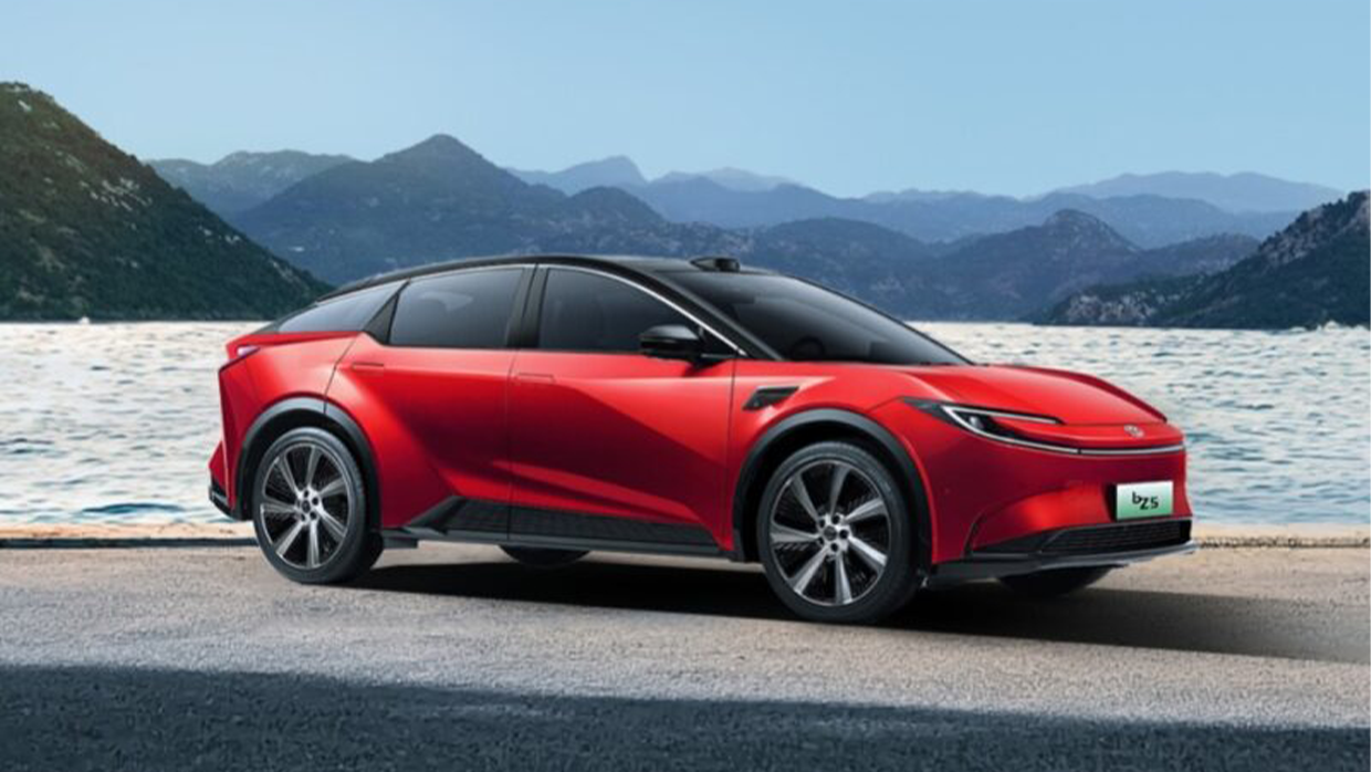 2025 Toyota bZ5