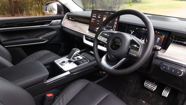 GWM Cannon Alpha PHEV 2025 interior