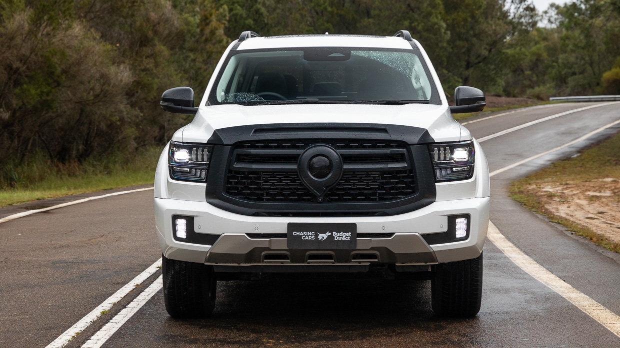 GWM Cannon Alpha PHEV 2025 front 5