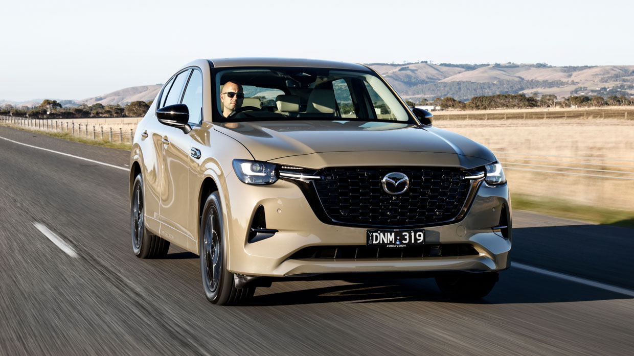 Mazda CX-60 D50e GT 2025 utilizing