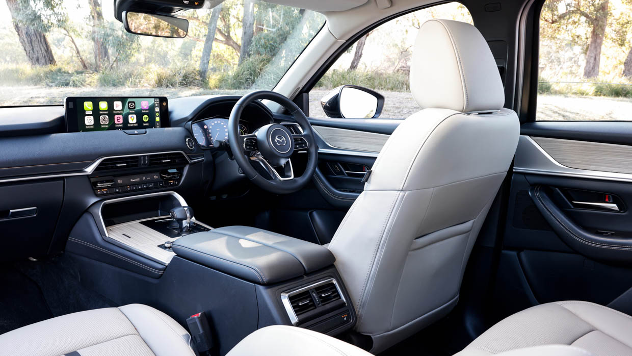 Mazda CX-60 D50e GT 2025 interior 2