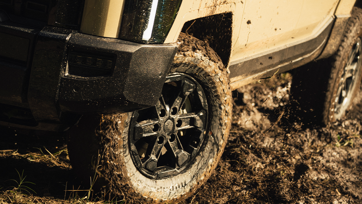 kia_tasman_mud_tyres