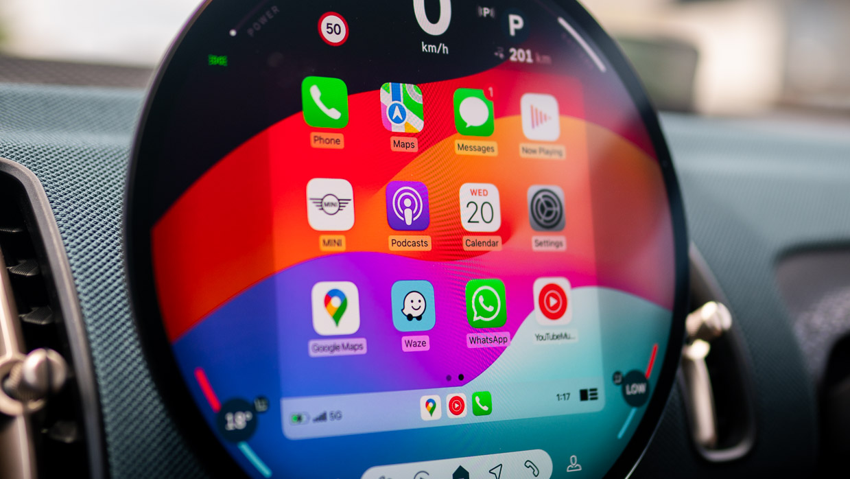 Mini Countryman SE Favoured 2025 touchscreen 3