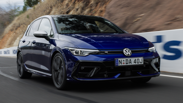 2025 Golf R roller 3 4
