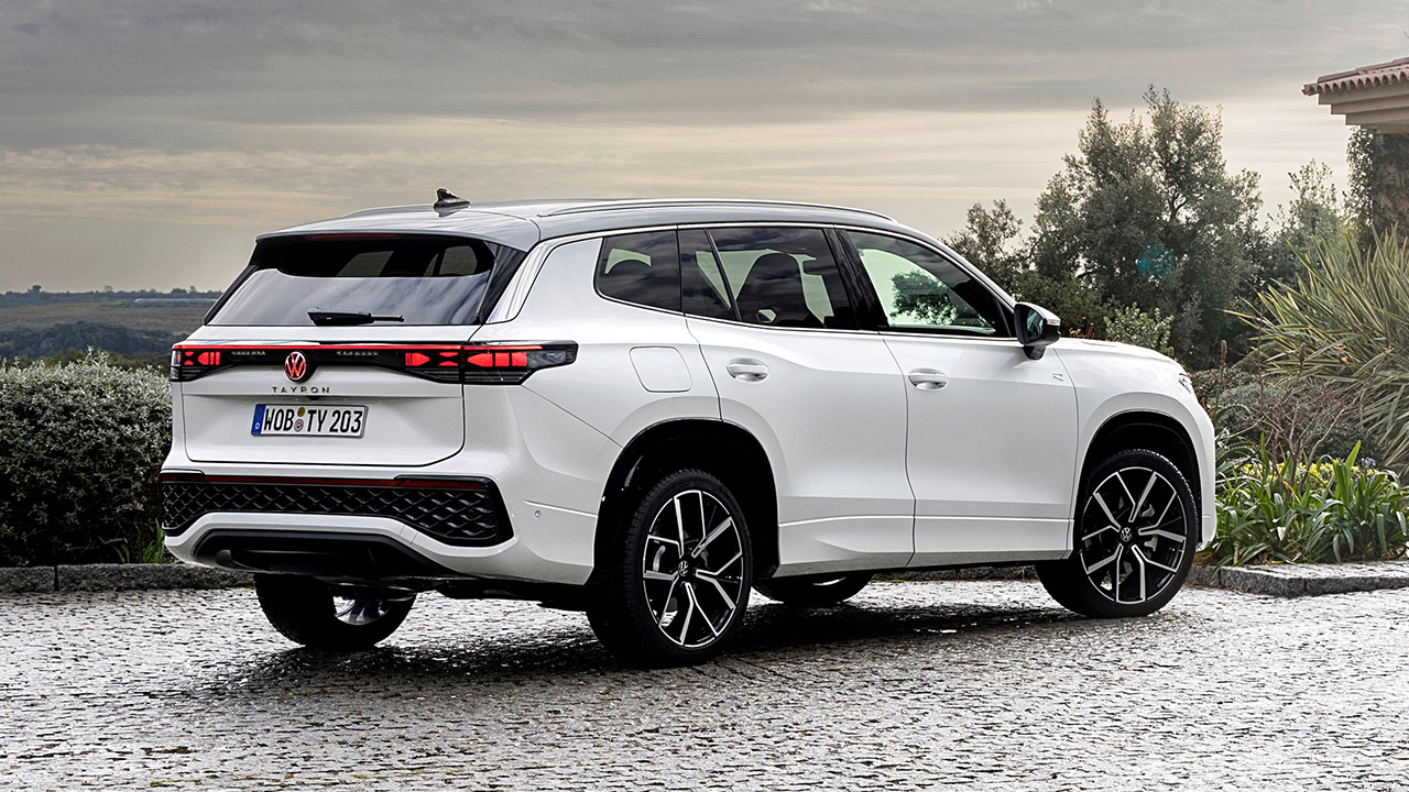 2025 Volkswagen Tayron rear 3 4