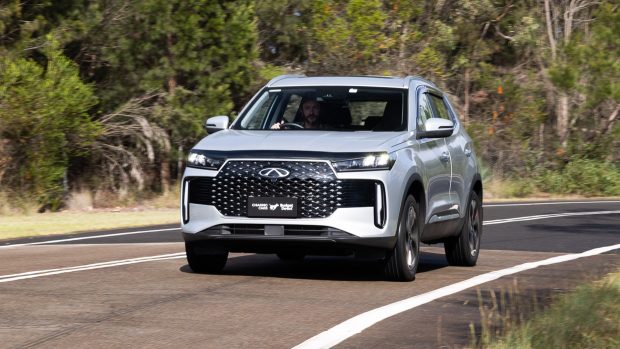 Chery Tiggo 4 Pro Ultimate 2025 drive 2