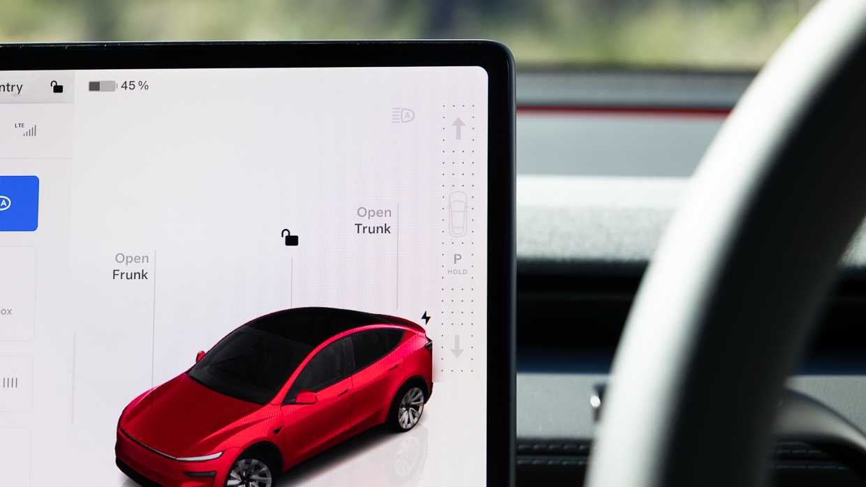 Tesla Model Y RWD 2025 screen6