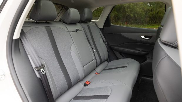 MG S5 Essence 2025 interior back seat