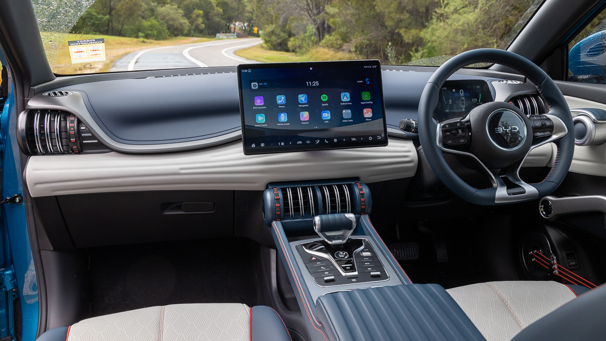 BYD Atto 3 Premium 2025 interior 2