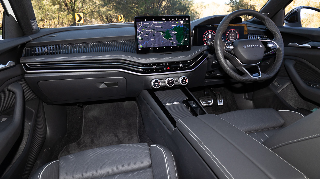 Skoda Superb Sportline 2025 interior 2