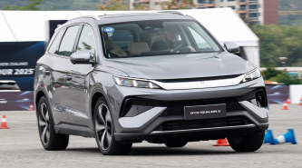 “I’m sure that’s possible” Sub-$40K price likely for BYD Sealion 5 which boasts 1300km-plus driving range