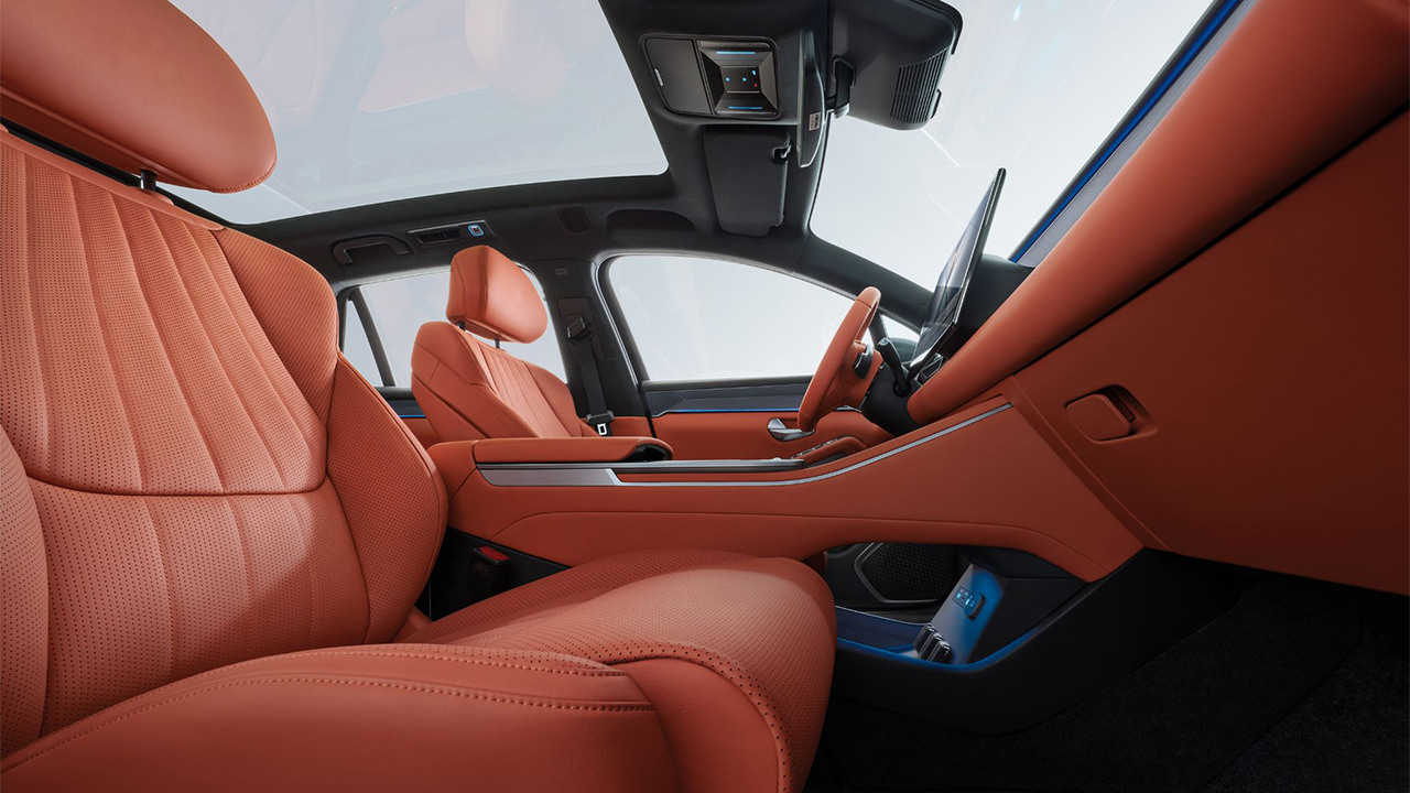 2026 BYD Sealion 8 interior
