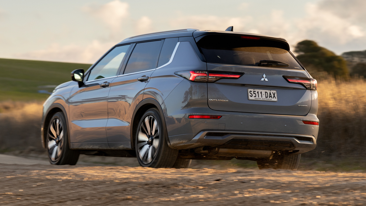 2025 Mitsubishi Outlander Exceed Tourer Facelift 19