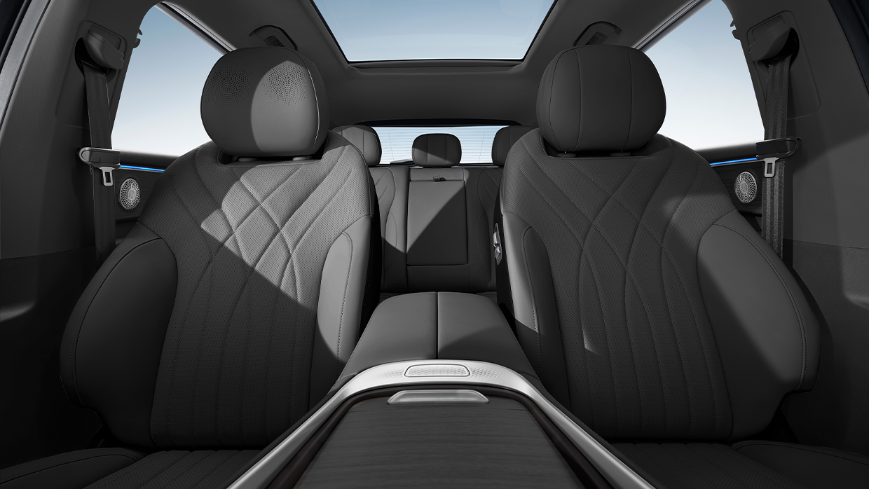 2025 Omoda 9 interior