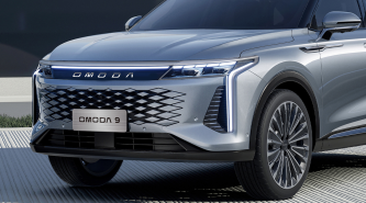 Australian plug-in ‘super hybrid’ onslaught continues with yet another rival for the Mitsubishi Outlander PHEV and BYD Sealion 6