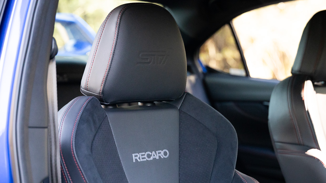 Subaru WRX Spec B 2025 interior headrest
