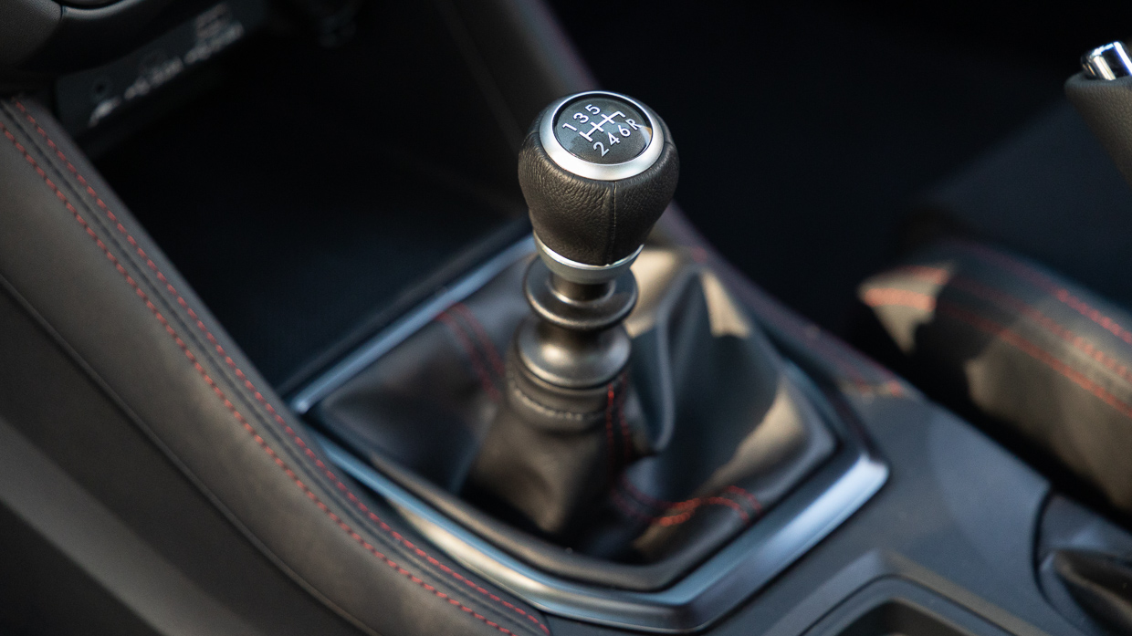 Subaru WRX Spec B 2025 interior shifter