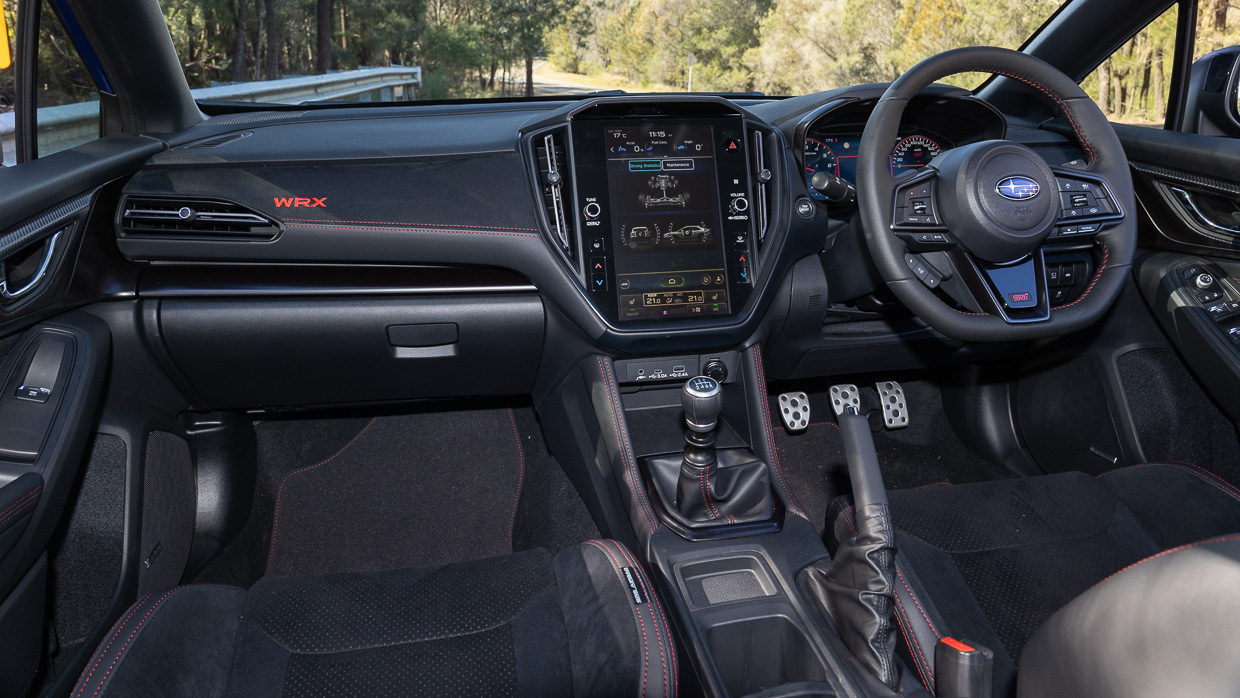 Subaru WRX Spec B 2025 interior