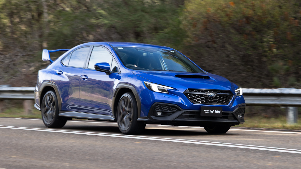 Subaru WRX Spec B 2025 driving 18