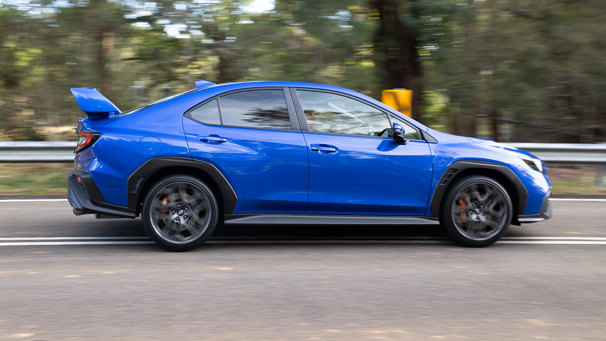 Subaru WRX Spec B 2025 driving 17
