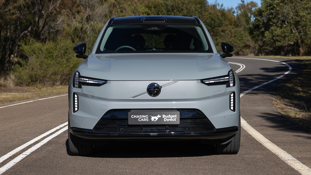 Volvo EX90 Ultra Performance 2025 front