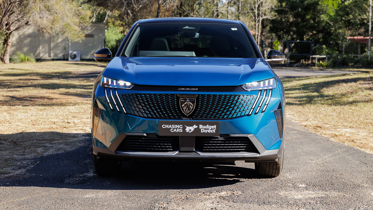 Peugeot 3008 GT Premium Hybrid 2025 front