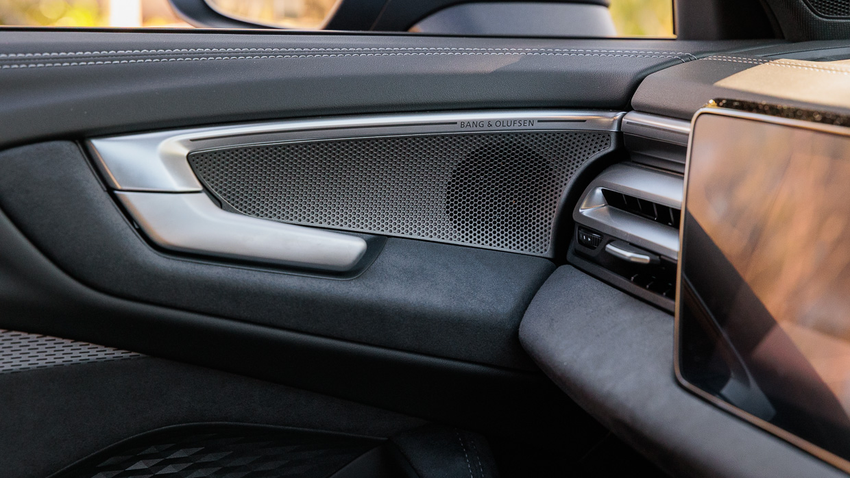 Audi S5 Avant 2025 stereo