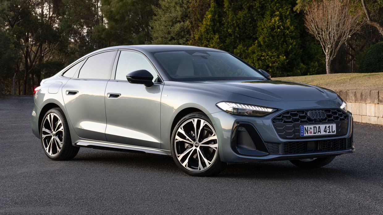 Audi A5 TFSI 2025 front 3/4