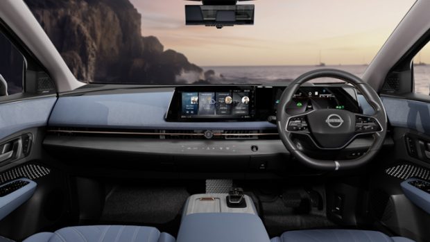 Nissan Ariya 2025 entrance move