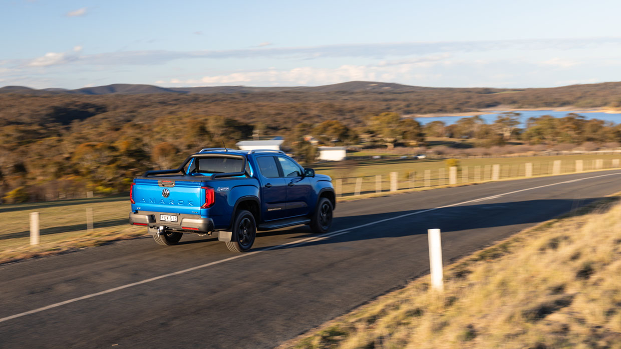 Volkswagen Amarok PanAmericana 2024 driving 19