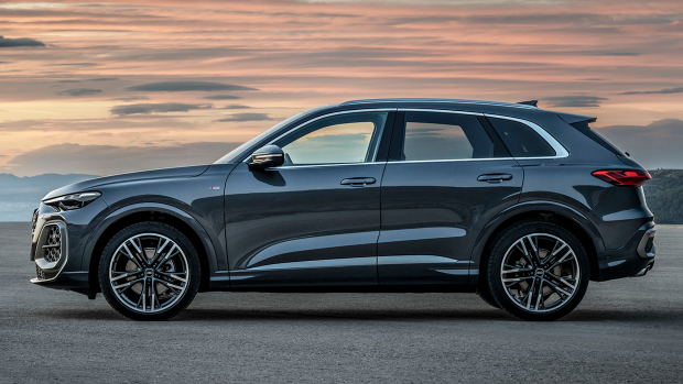 2025 Audi SQ5 side