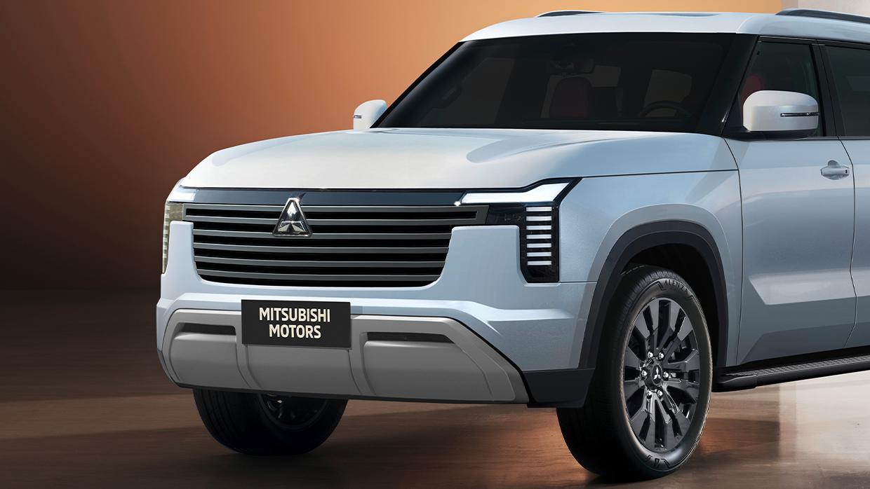 2025 Mitsubishi Pajero render front 3 4 close