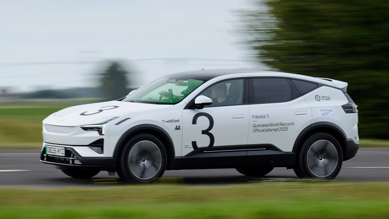 2025 Polestar 3 LR SM world record holder 2