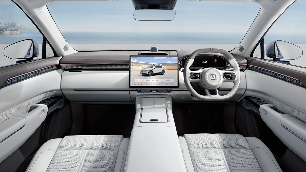 2025 Zeekr 7X interior