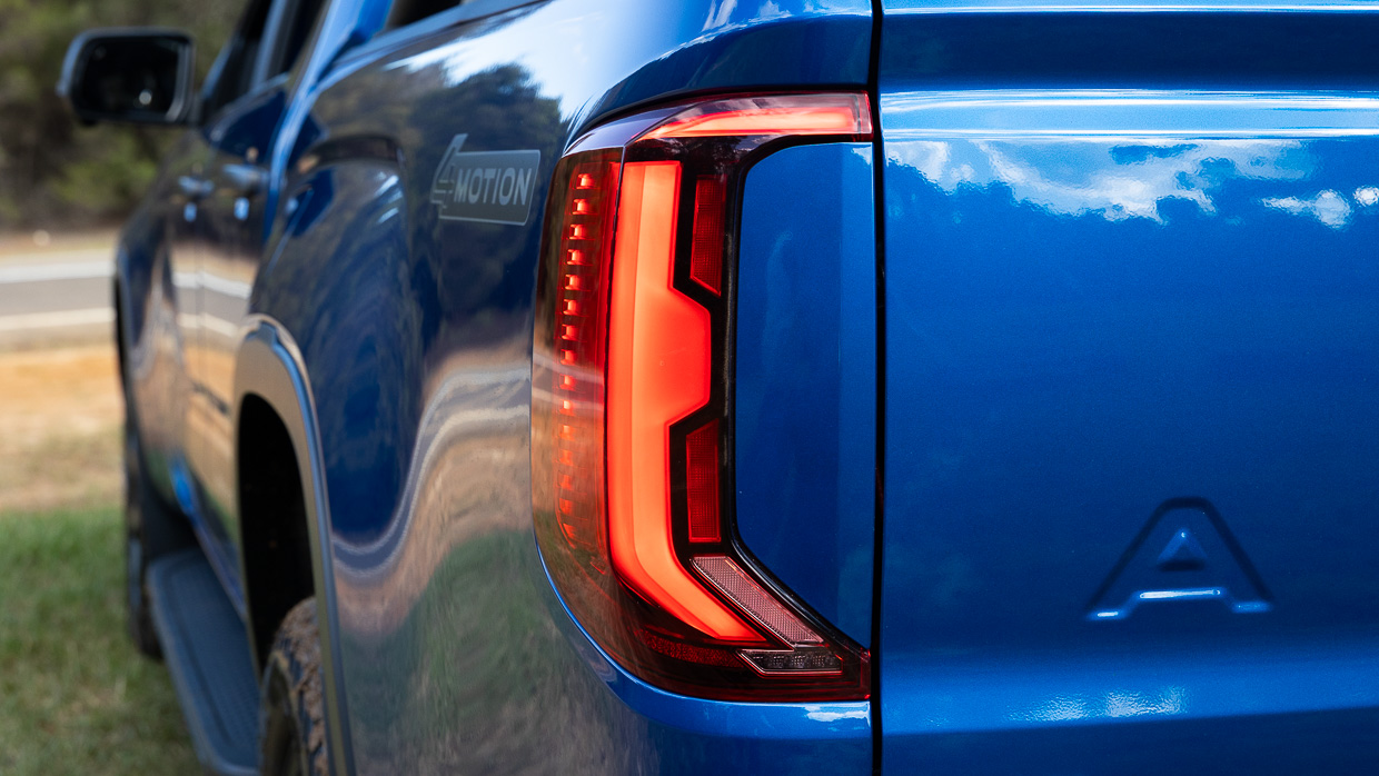 Volkswagen Amarok PanAmericana 2024 rear 2