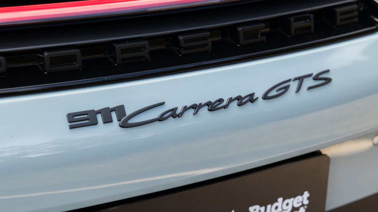 Porsche 911 GTS T 2025 badge