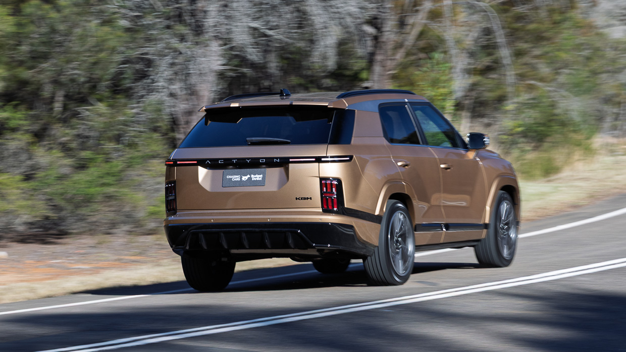 KGM Actyon K60 2025 driving 14