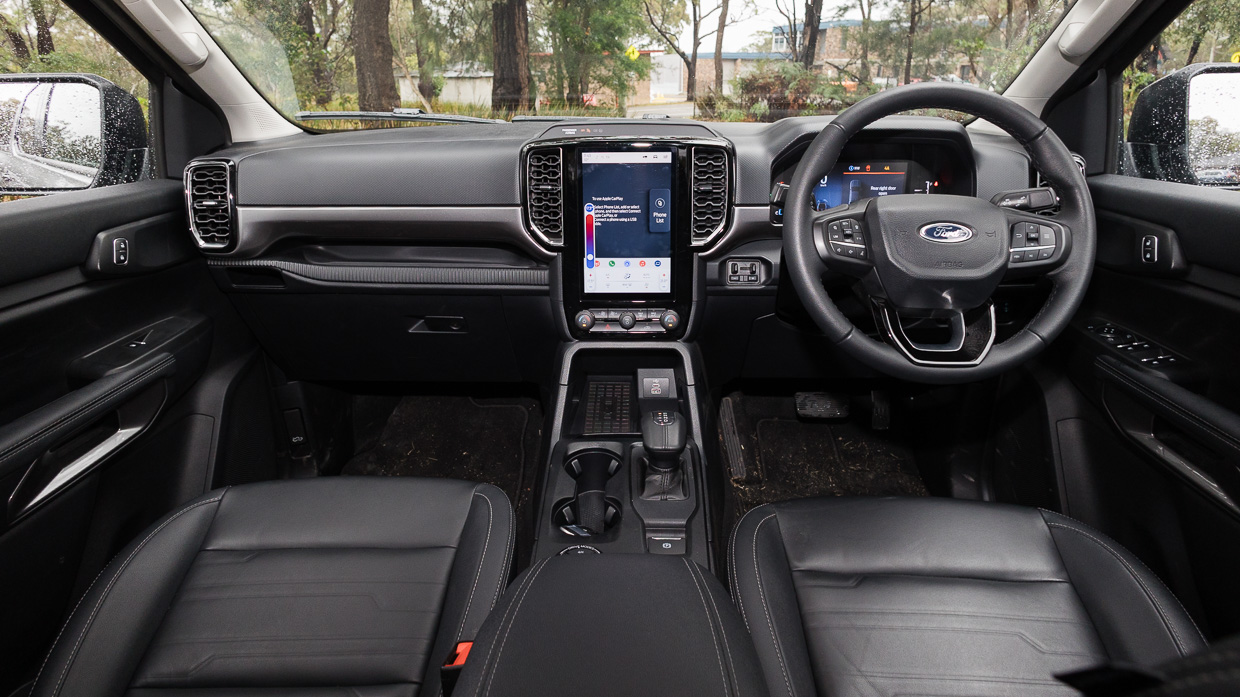 Ford Ranger Sport V6 2025 interior 2