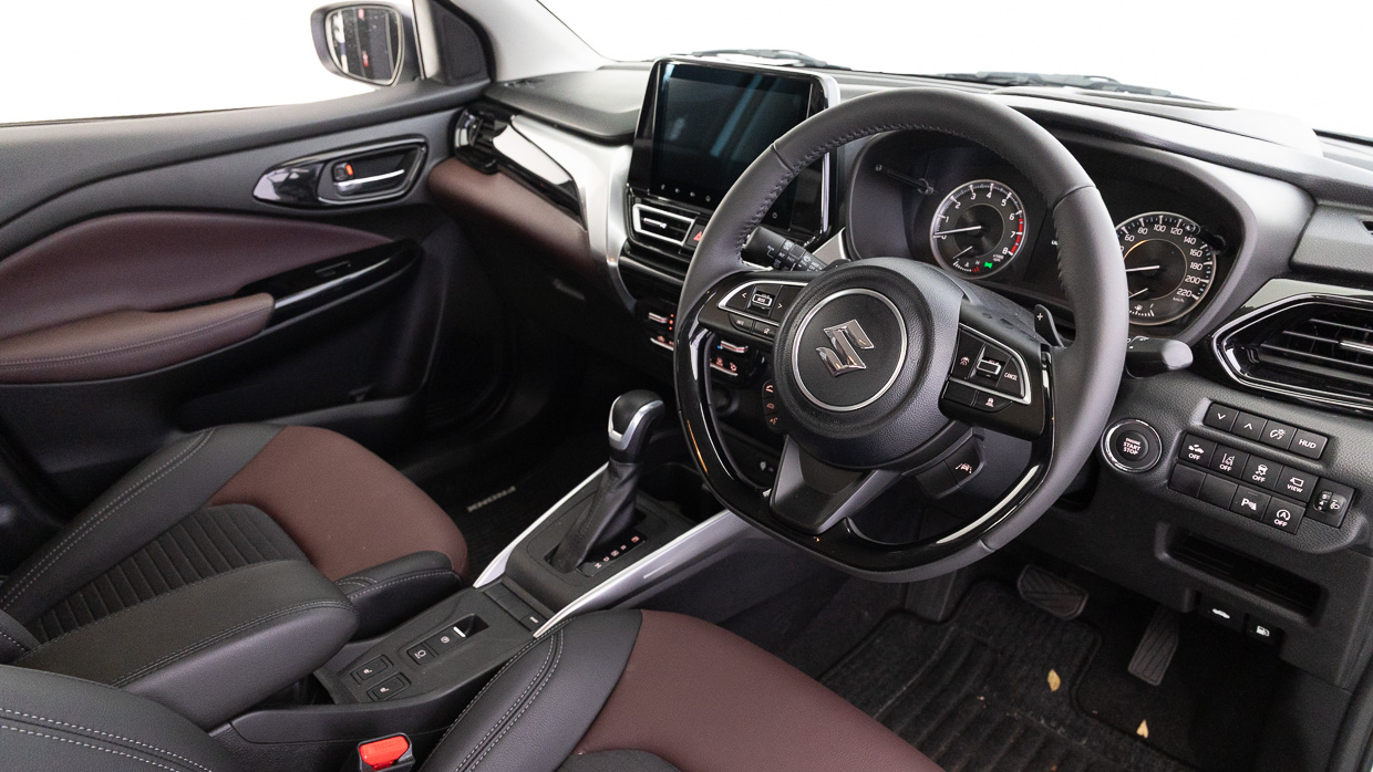 Suzuki Fronx hybrid 2025 interior