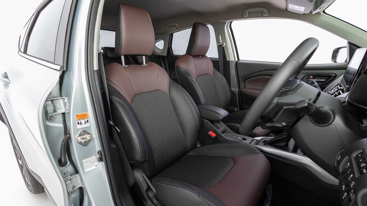 Suzuki Fronx hybrid 2025 front seats
