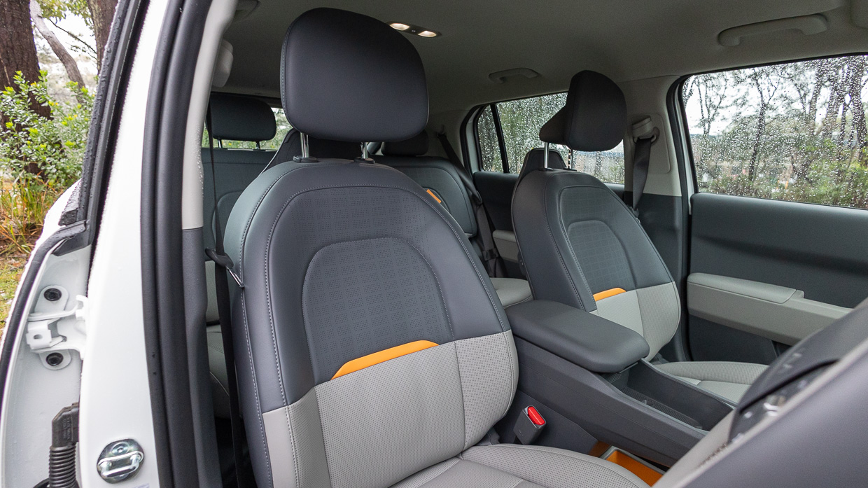 Kia EV3 Earth LT 2025 interior seats