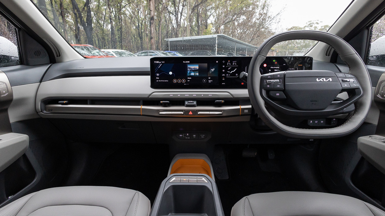 Kia EV3 Earth LT 2025 interior