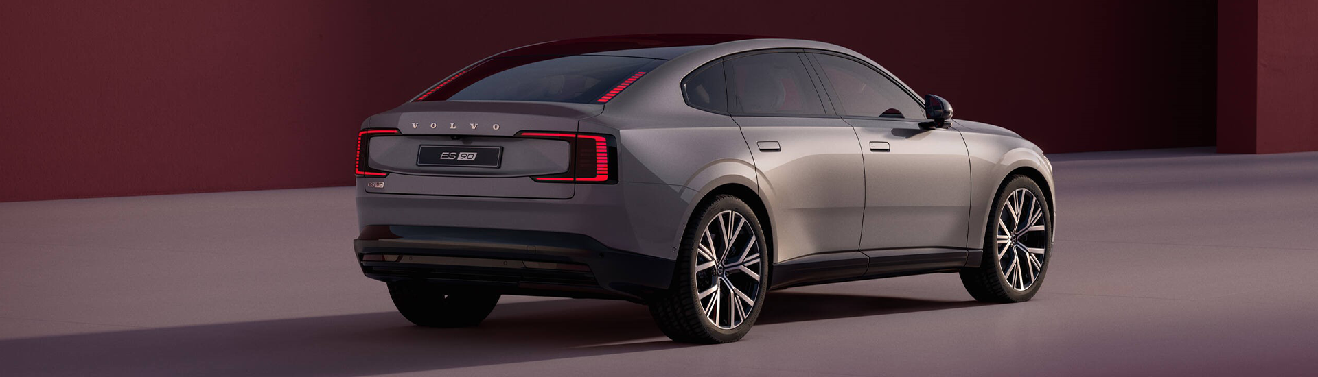 Electric Skoda Octavia wagon previewed by radical Vision O concept
