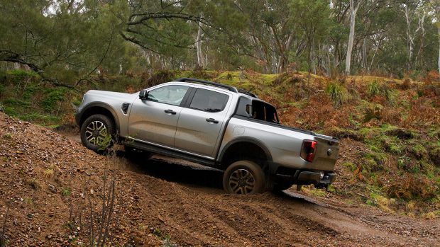 Ford-ranger-sport-v6-off-road