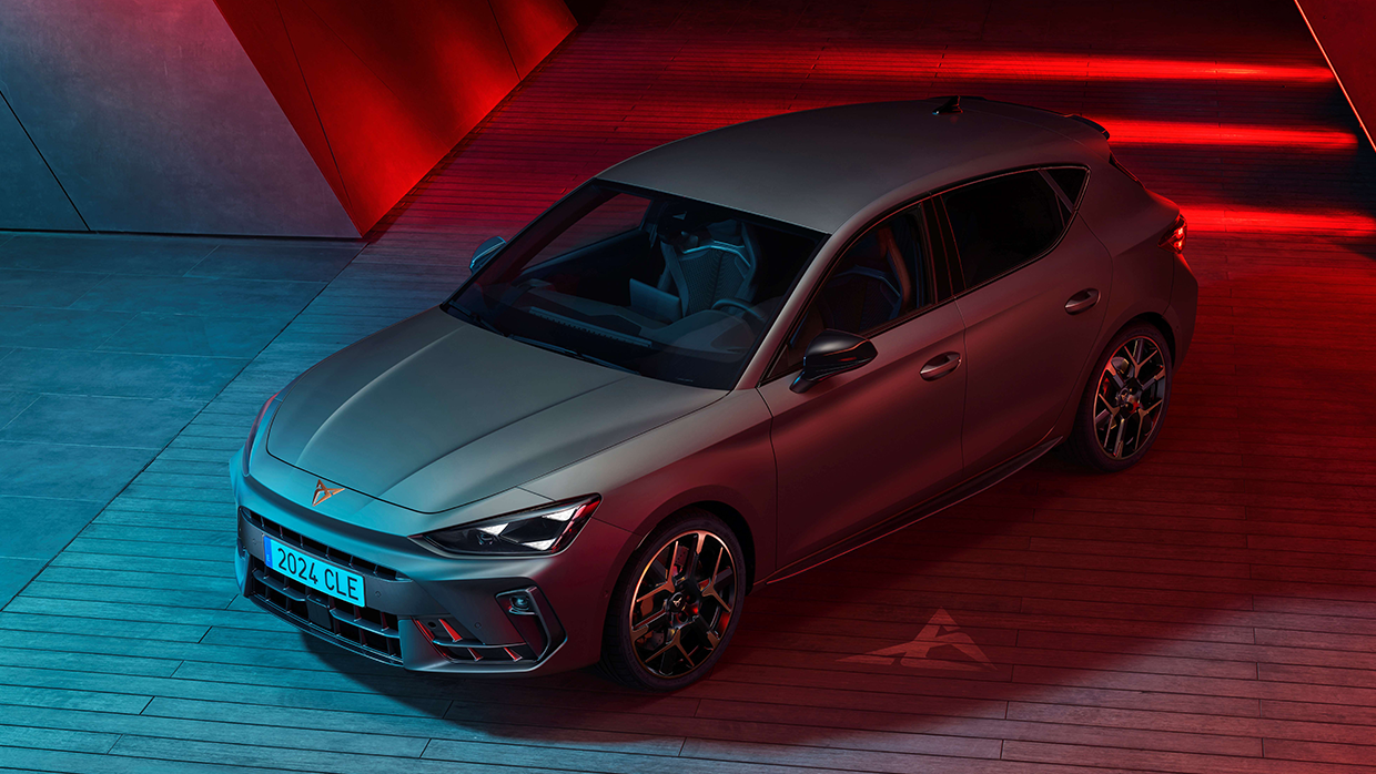 2025 Cupra Leon facelift front 304